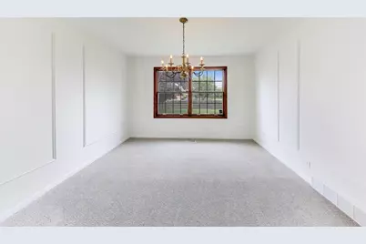 1626 E Barberry Lane, Mount Prospect, IL 60056 - Photo 6