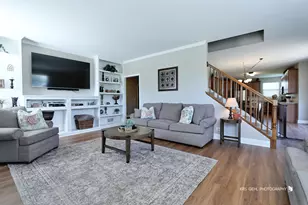 60 Arden Ln, Round Lake, IL 60073 - Photo 8