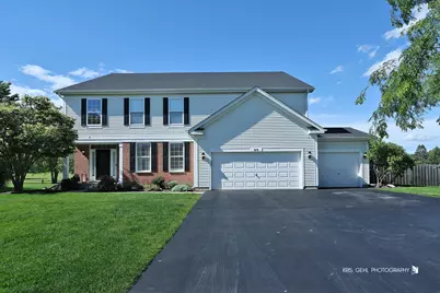 60 Arden Lane, Round Lake, IL 60073 - Photo 2