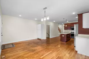 3326 S Lituanica Ave, Chicago, IL 60608 - Photo 12