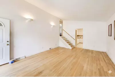 1281 Banbury Road, Mundelein, IL 60060 - Photo 2