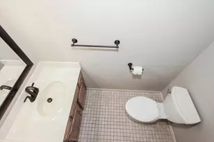 1512 Kirkwood Dr, Geneva, IL 60134 - Photo 14