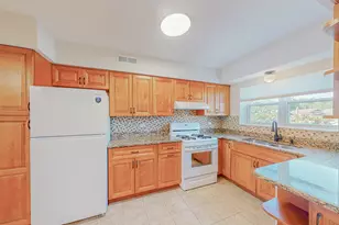 4750 N Elston Ave, Chicago, IL 60630 - Photo 4