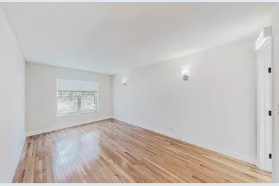 4750 N Elston Avenue #201D, Chicago, IL 60630 - Photo 12