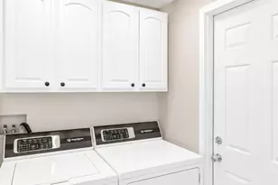 319 S Braintree Dr, Schaumburg, IL 60193 - Photo 12