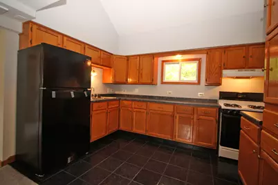 338 E Lakeview Avenue, Round Lake Beach, IL 60073 - Photo 20