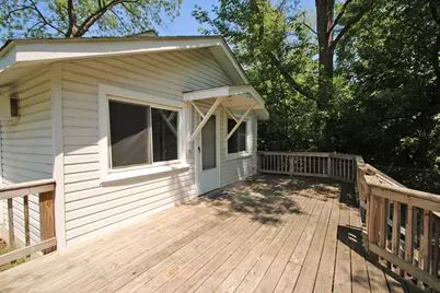 338 E Lakeview Avenue, Round Lake Beach, IL 60073 - Photo 6