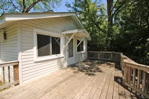 338 E Lakeview Ave, Round Lake Beach, IL 60073 - Photo 6