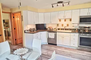 10720 S Lavergne Ave, Oak Lawn, IL 60453 - Photo 12