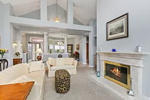 3 Sunvalley Ct, Lake in the Hills, IL 60156 - Photo 6