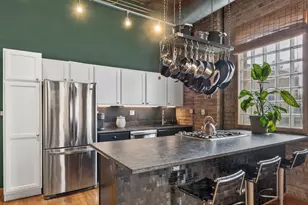920 W Sheridan Rd, Chicago, IL 60613 - Photo 10