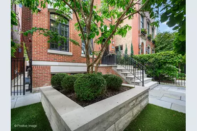 2122 N Magnolia Avenue, Chicago, IL 60614 - Photo 2