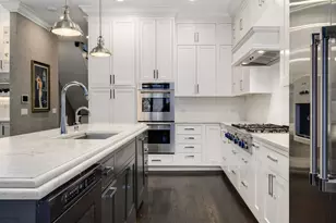 2122 N Magnolia Ave, Chicago, IL 60614 - Photo 12