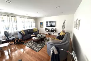 6250 N Kedvale Ave, Chicago, IL 60646 - Photo 4