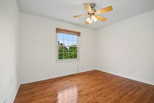 865 Warwick Ln SE, Lake Zurich, IL 60047 - Photo 14