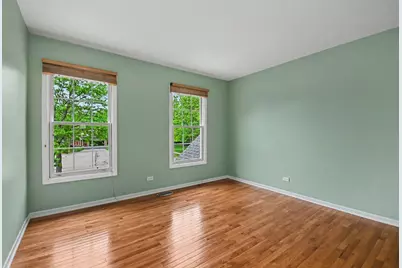 865 Warwick Lane SE, Lake Zurich, IL 60047 - Photo 4