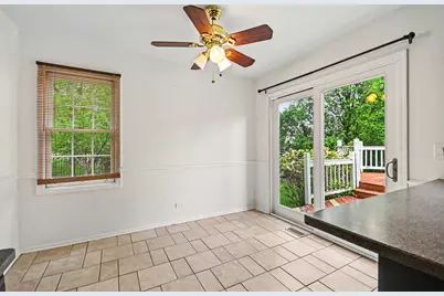 865 Warwick Lane SE, Lake Zurich, IL 60047 - Photo 12