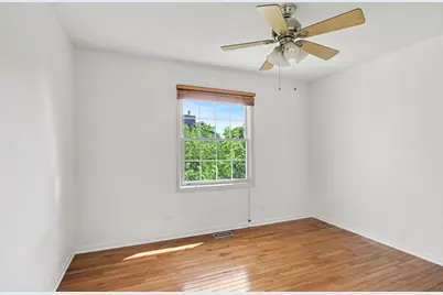 865 Warwick Lane SE, Lake Zurich, IL 60047 - Photo 36
