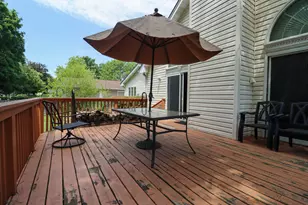 200 Navajo Trail, Buffalo Grove, IL 60089 - Photo 30