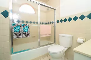 200 Navajo Trail, Buffalo Grove, IL 60089 - Photo 14