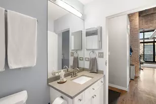 1918 S Michigan Ave, Chicago, IL 60616 - Photo 12