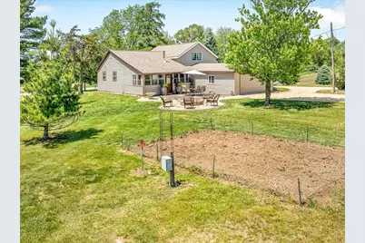 8899 McDougall Road, Rockford, IL 61101 - Photo 38