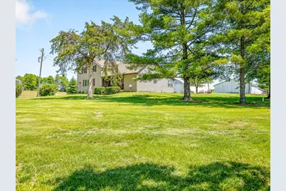 8899 McDougall Road, Rockford, IL 61101 - Photo 40