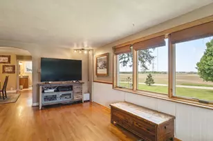 8899 McDougall Rd, Rockford, IL 61101 - Photo 16