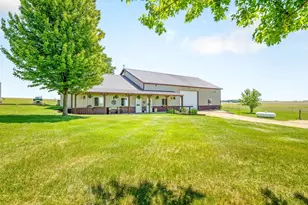 8899 McDougall Rd, Rockford, IL 61101 - Photo 42
