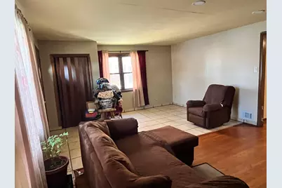 10939 S Avenue F, Chicago, IL 60617 - Photo 4