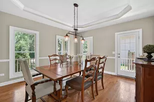 1045 Magnolia Ln, Naperville, IL 60540 - Photo 12