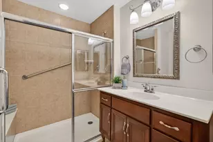 1045 Magnolia Ln, Naperville, IL 60540 - Photo 70