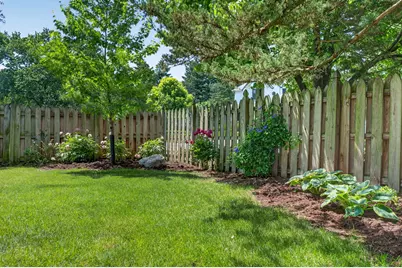 1045 Magnolia Lane, Naperville, IL 60540 - Photo 96