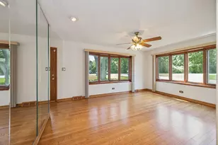 8240 W 135th St, Orland Park, IL 60462 - Photo 2