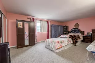 8828 Dee Rd, Des Plaines, IL 60016 - Photo 14