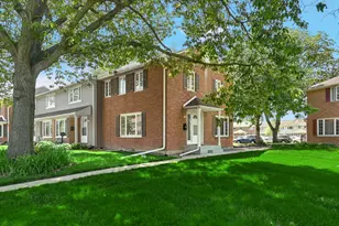 145 Elm St, Park Forest, IL 60466 - Photo 2