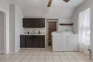 1634 N Sawyer Ave, Chicago, IL 60647 - Photo 24