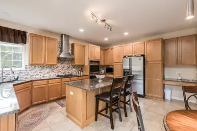 7421 Prescott Lane, Gurnee, IL 60031 - Photo 10