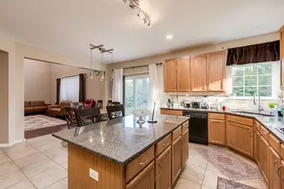 7421 Prescott Lane, Gurnee, IL 60031 - Photo 12