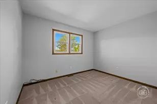 966 N Elmwood Dr, Aurora, IL 60506 - Photo 12