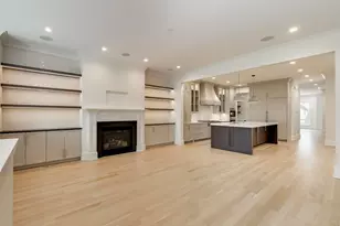 1910 W Fletcher St, Chicago, IL 60657 - Photo 14