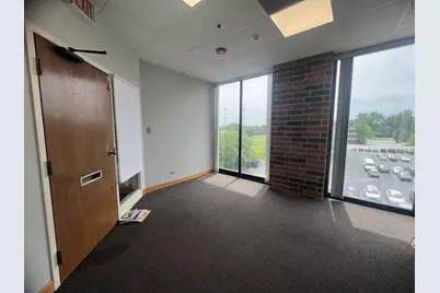 7808 W College Drive #4SW, Palos Heights, IL 60463 - Photo 2