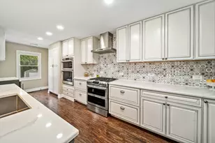 28W140 Mack Rd, Wheaton, IL 60189 - Photo 10