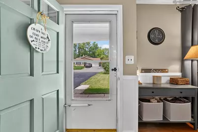 249 Hickory Lane, Antioch, IL 60002 - Photo 6