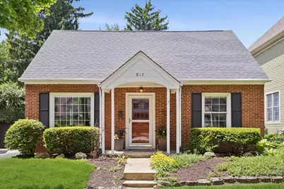 817 N Eagle Street, Naperville, IL 60563 - Photo 1
