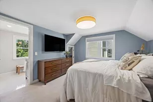 817 N Eagle St, Naperville, IL 60563 - Photo 10