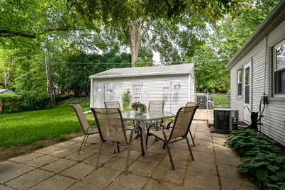 1210 Greenlawn Drive, Bloomington, IL 61701 - Photo 6