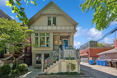3744 N Bosworth Avenue, Chicago, IL 60613 - Photo 1