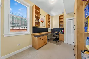 3744 N Bosworth Ave, Chicago, IL 60613 - Photo 14