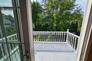 10 Mayflower Rd, Vernon Hills, IL 60061 - Photo 18